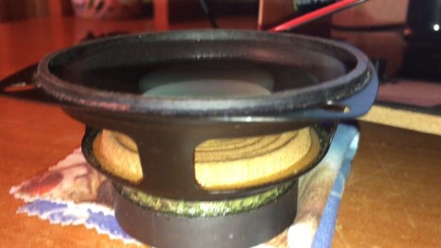 Басс Тест Динамика Из Колонок DEXP T110 смотреть онлайн