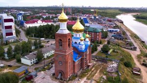 Сургутский район. Поселок Белый Яр. Строящийся Храм в честь Казанской Иконы Божьей Матери.