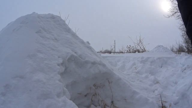 Построил дом из снега ! DIY ! Выживание ! Снежный дом ! смотреть онлайн
