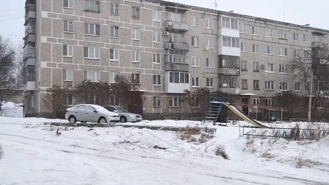 Жители Серова обратились в нашу редакцию с жалобой на монтаж бетонных опор смотреть онлайн