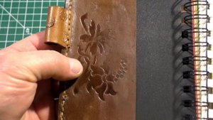 Кожанная Обложка для Блокнота. Шьём сами. Проба тиснения кожи
