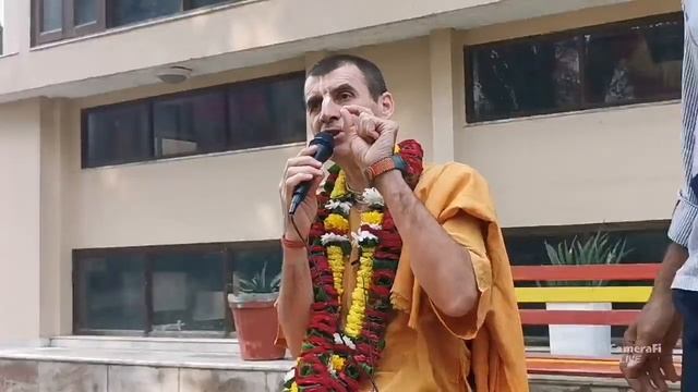 Лекция по «Шримад-Бхагаватам», 1.5.32, г. Вриндаван, Вальмики дас, 01.11.2022 г., часть 2 смотреть онлайн