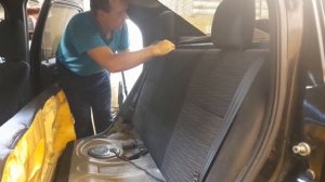 как снять заднее сидение рено логан 1