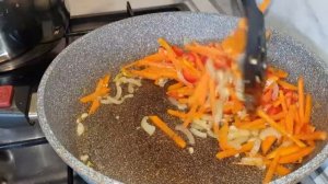 Плов с куриной грудкой/Рис с курицей и овощами.