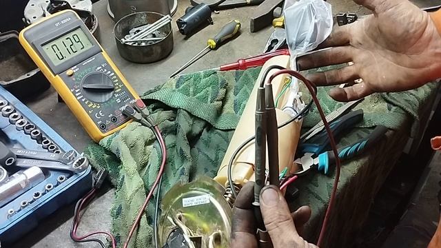 Как проверить датчик уровня топлива в баке легко и просто тестером. смотреть онлайн