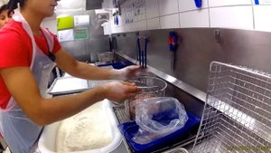 Экскурсия на кухню KFC Ревизорро