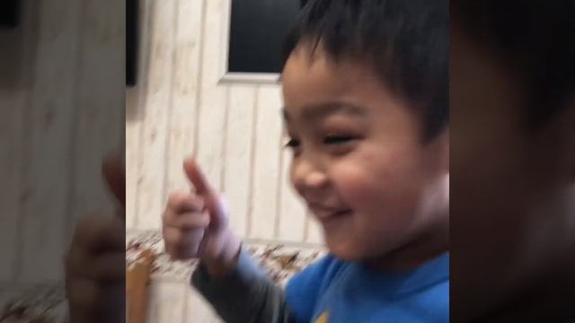 Chase’s Toy Review - Chocolate Egg Surprise Maker смотреть онлайн