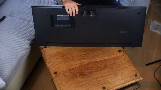 Samsung S34J550WQU | Unboxing & erster Eindruck смотреть онлайн