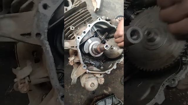 Gx 390 engine accident смотреть онлайн