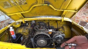 Заменил свечи и почистил дроссельную заслонку на Запорожце #заз968м