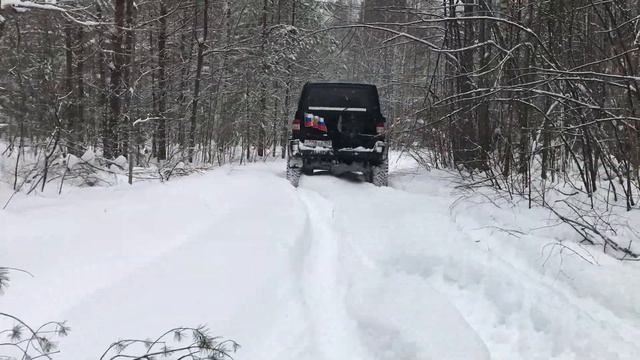 Снег. Овраги. Купание в роднике. смотреть онлайн