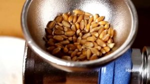 Ручная мельница Jupiter, помол пшеницы