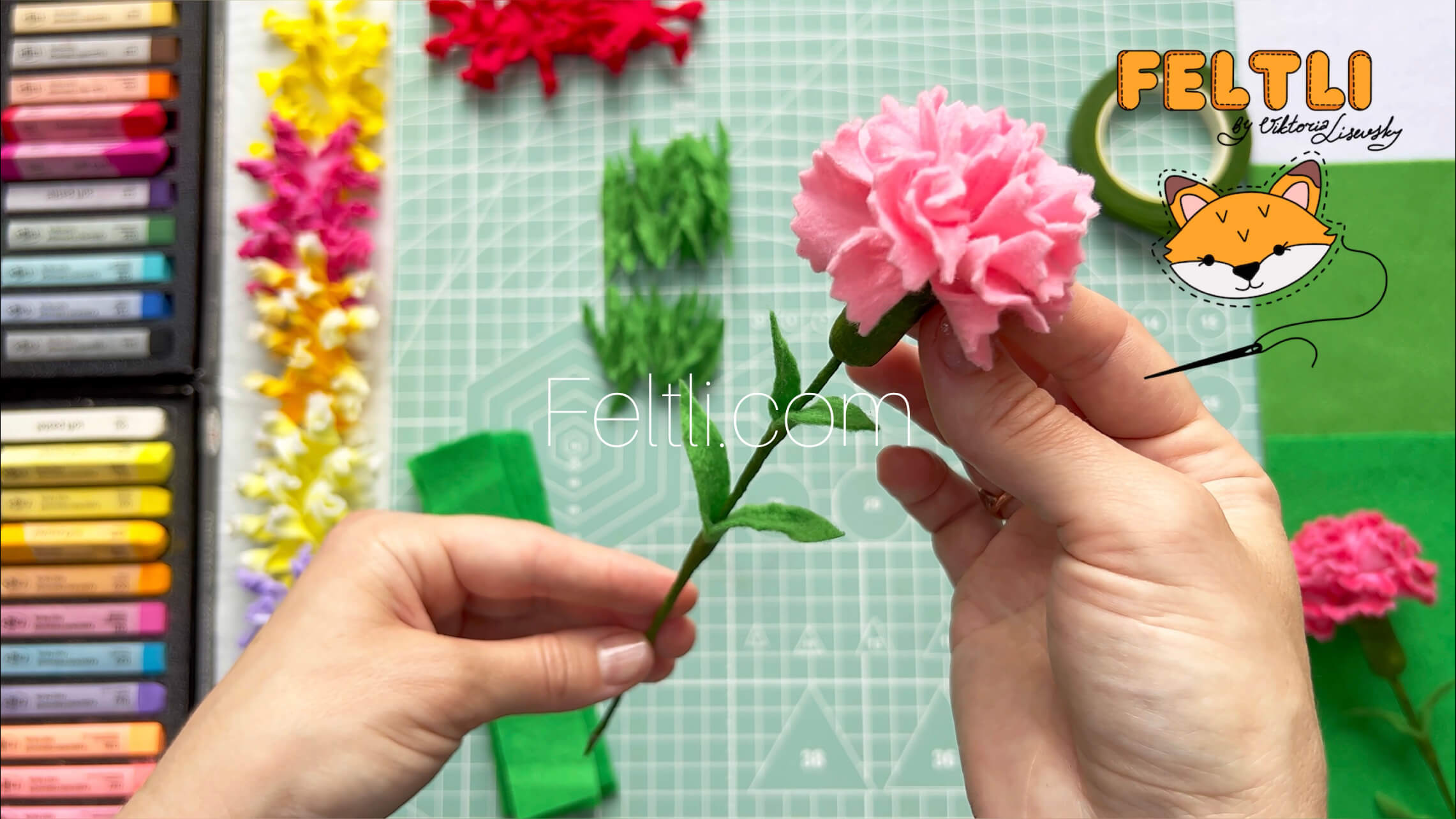 Гвоздика из фетра своими руками / Цветы из фетра своими руками / How to Make Felt Flower : Carnation