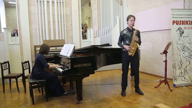 Минеев Владислав. М. Готлиб Концерт для саксофона с оркестром 2 часть смотреть онлайн