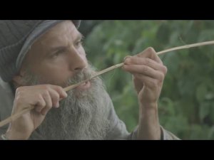 Как делается пряжа из крапивы для ручного ткачества
