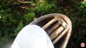 Колода скручена из фанеры. Ловушка для пчёл. Рамки с сушью внутри