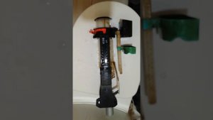 Подтекает унитаз ? Устраняем Легко и Просто !!!!!