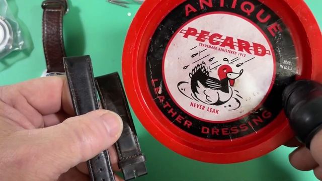 How I clean and recondition old leather straps смотреть онлайн
