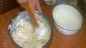 Тесто для вареников дрожжевое