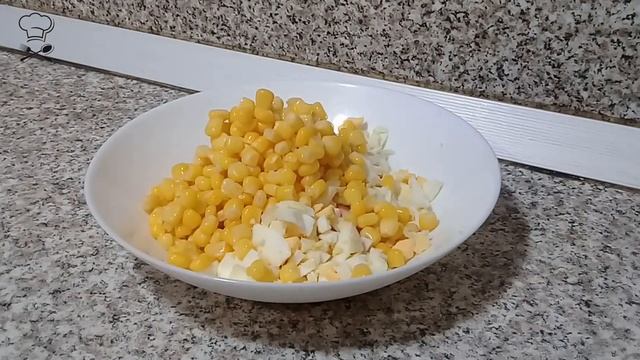 САЛАТ С КРАБОВЫМИ ПАЛОЧКАМИ И КУКУРУЗОЙ__Быстро просто вкусно смотреть онлайн