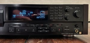 Цифровая аудиокассета SONY DTC-57ES DAT Deck-ЯПОНИЯ-Годы выпуска 1991 - 1993