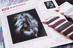 Отшив вышивального набора "Ветер в гриве" от начала до конца.