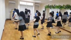 SUPERMAN BATMAN -  LINE DANCE
