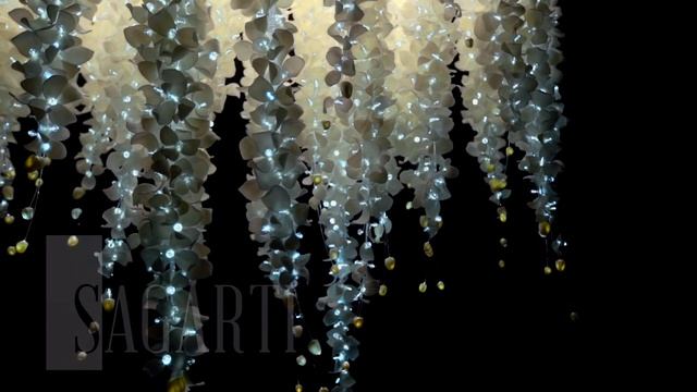 Новая коллекция Ammi Sagarti. Модель, собранная из 3000 цветов! смотреть онлайн