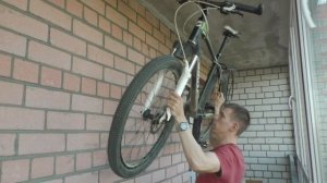 Крепление  велосипеда на стену