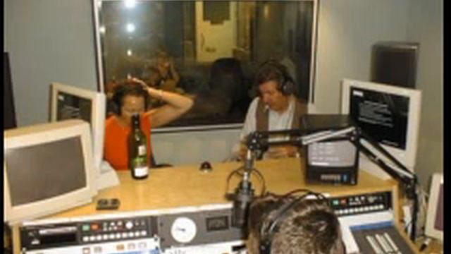 Mike Allen talkSPORT: 14 August, 2006 pt.6 смотреть онлайн