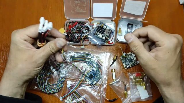 Кабеля и разъемы для квадрокоптеров смотреть онлайн