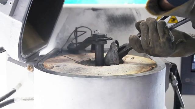 Двухкамерные вакуумные литейные машины Topcast Engineering