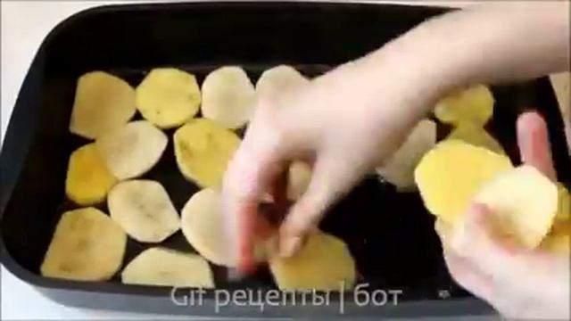 Картошка с куриным филе и помидорами в духовке смотреть онлайн