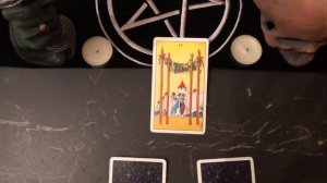 Почему он мне не пишет/не звонит? Почему парень/муж игнорирует? #онлайнгадание #таро #гаданиетаро