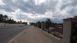 Дорога до пляжа от Отеля Barut B Suites Hotels