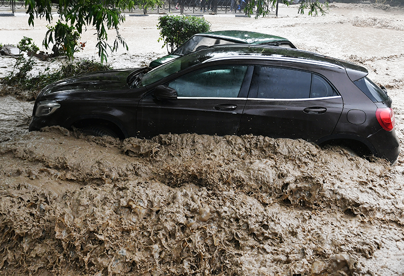 В горах Дагестана реки вышли из берегов / События на ТВЦ