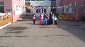 Танец "МАМА"