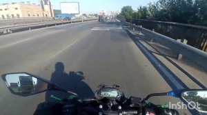 KAWASAKI Z250SL. ОПАЗДЫВАЮ на работу ПО ПРОБКАМ