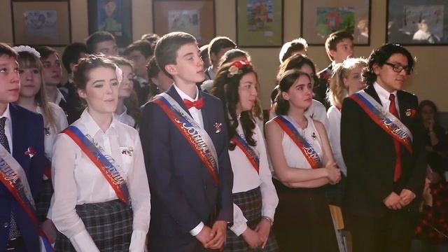 Видеосъёмка последнего звонка (11 класс). Заказать съёмку в Москве можно по тел. (495) 16-000-18