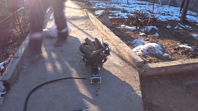 Газовая горелка с пьезоподжигом под казан для выплавки свинца смотреть онлайн