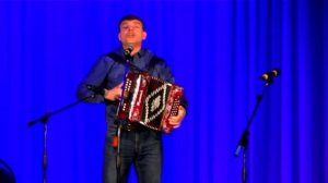 г Клин. Моск Обл. Пою с Залом. 27 02 2021 Песня из Фильма. Верные Друзья.