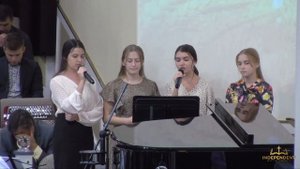 ЗОЛОТАЯ ОСЕЕНЬ, КАК КРАСИВО... (О себе напоминает осень)