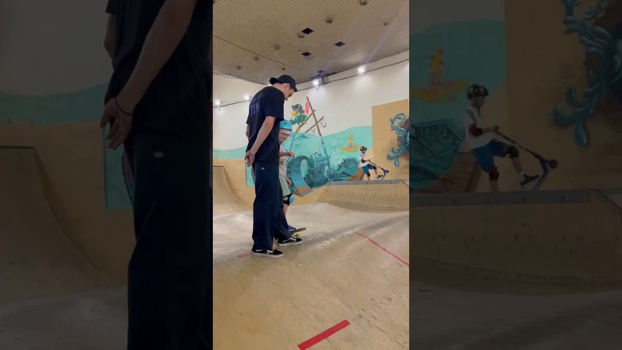 Москва Смольная 24 А #крытыйскейтпарк #скейтборд ♂️#трюкинаскейте #bunnyhop смотреть онлайн