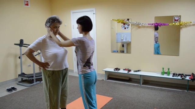 Занятие лечебной гимнастикой ЛОЦ Благо Дарю смотреть онлайн