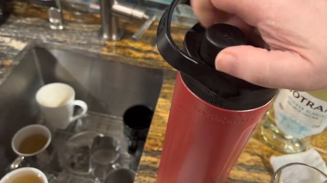 GrowlerWerks UKegTwist Review смотреть онлайн