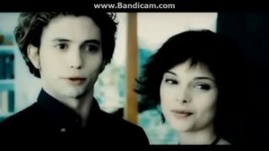 -Белла и Джаспер- Он тоже любит дым