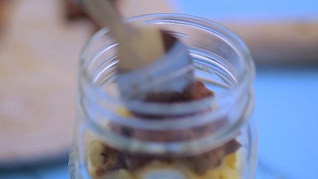 Вкусный рецепт с мюсли на завтрак [Супердети] смотреть онлайн