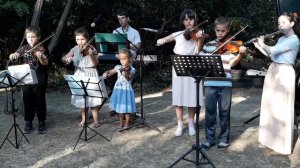 Бог устроил для людей