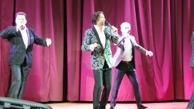 Чистый голос. The Lion Sleeps Tonight. Островец 27.04.2016 смотреть онлайн