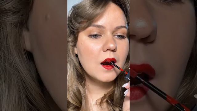 Красные губы легко?!😍 смотреть онлайн